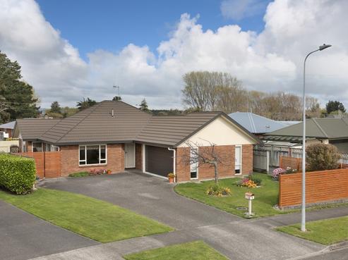 8 Ursula Drive, Feilding