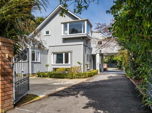 116 Woburn Road, Woburn