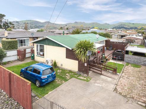 21 Maces Road, Bromley