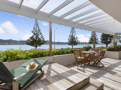 1/328 Oriental Parade, Oriental Bay