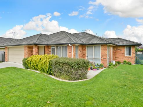 3 Newbury Place, Huntington