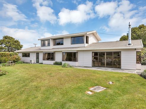 3 Taha Road, Kauri