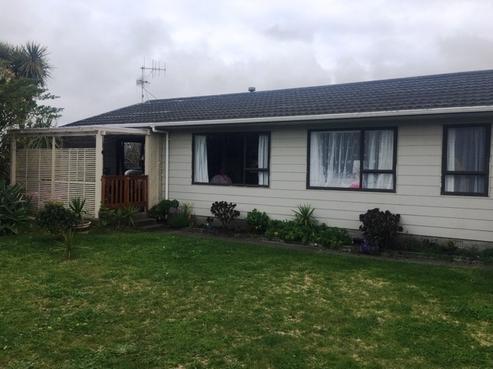 24 Olive Terrace, Paraparaumu Beach