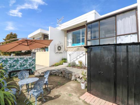 2/82 Arthur Street, Seaview