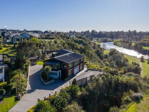 6 Rhodes Fall, Rangatira Park