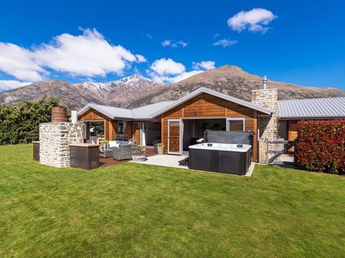 14 Cone Peak Close, Lake Hayes Estate