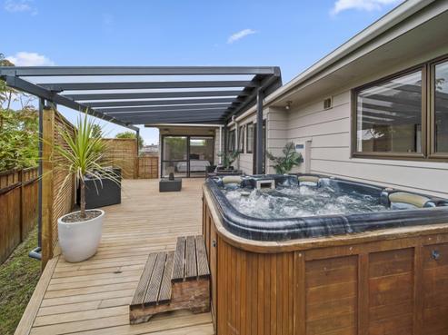 5 Darren Crescent, Half Moon Bay