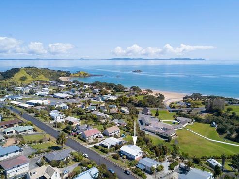 24 Berghan Road, Coopers Beach