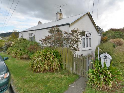 33 County Road, Kaikorai