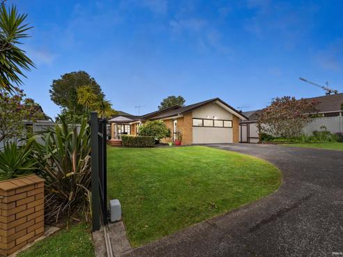 17 Hayes Place, Half Moon Bay