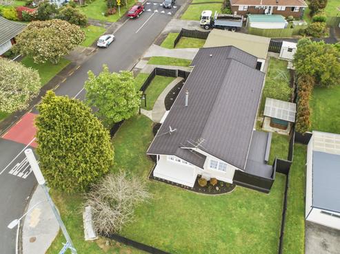 1 Sunnypark Avenue, Opaheke