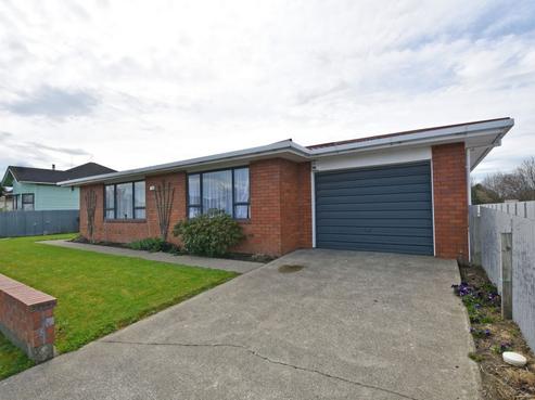 218 Princes Street, Strathern