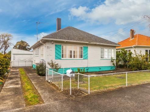 9 De Luen Street, Point Chevalier