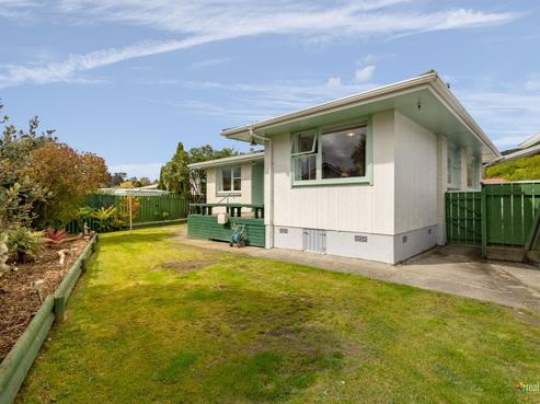 2/55 Hillside Drive, Maoribank