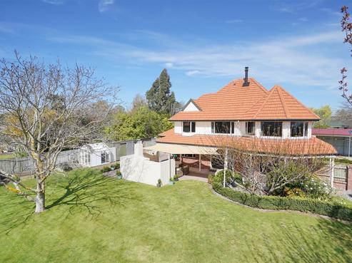 19 Littles Lane, Woodend