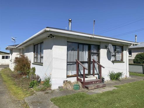 82 Scott Street, Strathern