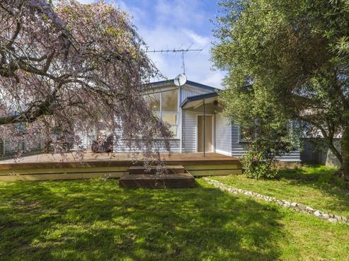 35 Gladstone Road, Richmond