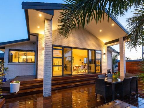 8 Empire Road, Orewa