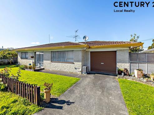 2/69 Settlement Road, Papakura