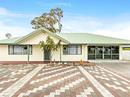 113 Kindergarten Drive, Conifer Grove