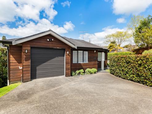 2A Bronwyn Place, Torbay