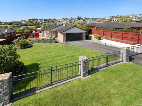 40 Roberta Crescent, Orewa