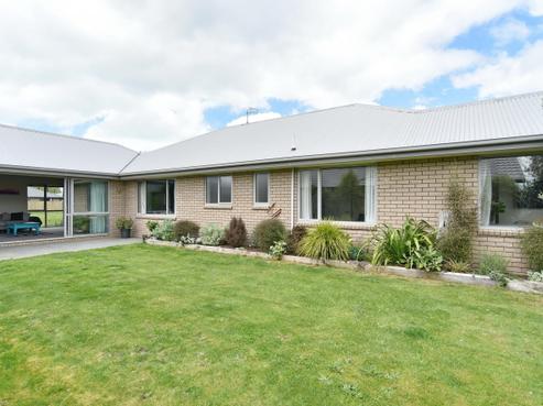 5 Puriri Street, Pegasus