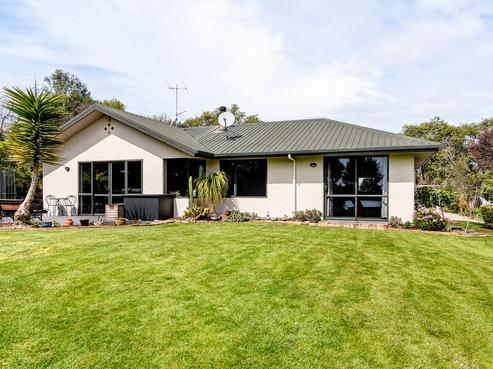11 Research Orchard Road, Redwood Valley