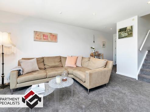 2 Western Springs Road, Morningside