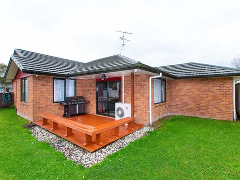 9 Dixon Road, Fitzroy