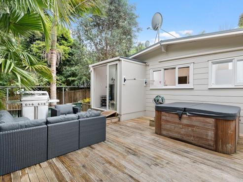 129B Eskdale Road, Birkdale