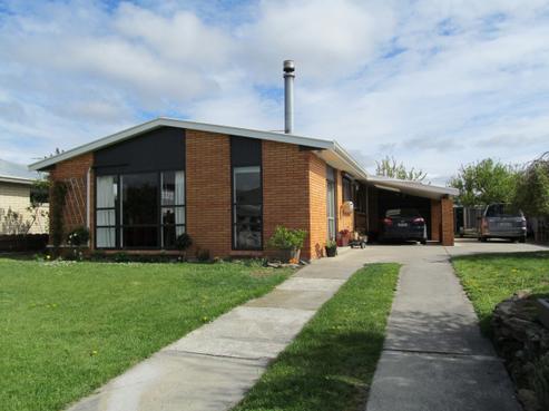 4 Jackson Place, Alexandra