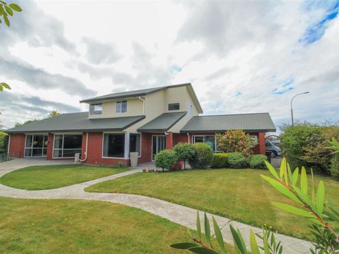 14 Carlisle Place, Marchwiel