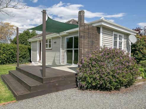 3 Papawai Road, Greytown