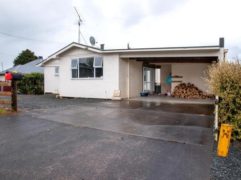 8 Tui Street, Piopio