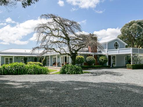955 White Rock Road, Tuturumuri