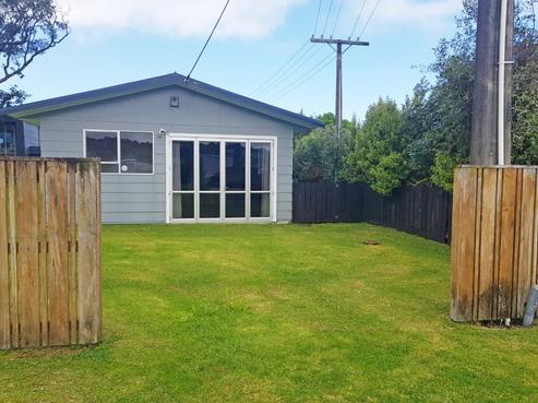 11 Te Kapua Street, Oakura Coast