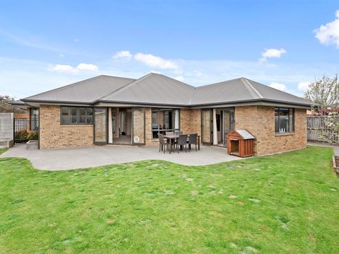 10 Bernadette Street, Aidanfield