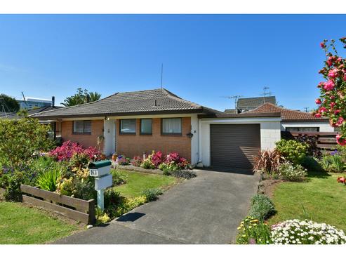 63 Centreway Road, Orewa