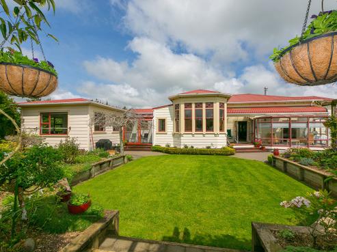 333 Upland Road, Tarurutangi