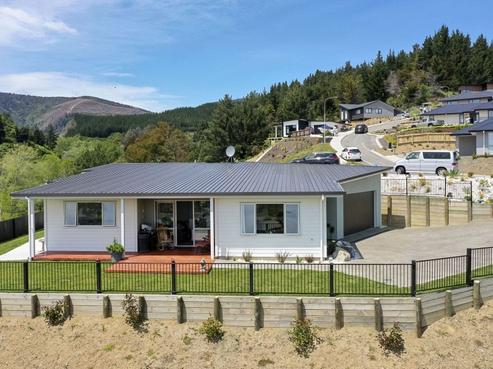 15 Potteries Way, Bishopdale