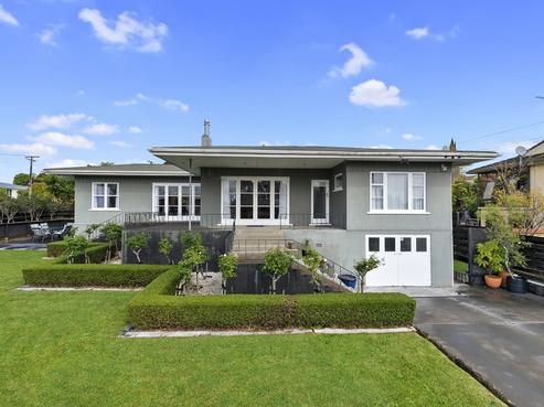 1 Hinton Avenue, Forest Lake