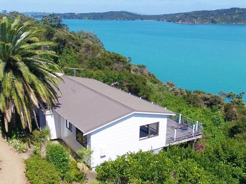 9 Kennedy Point Road, Surfdale