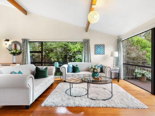 2/21 Aorangi Place, Birkenhead