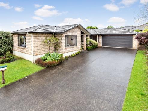 13 Thomas Moore Place, Pukekohe