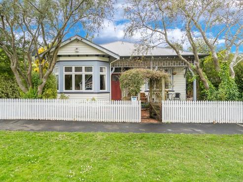 6 Ainslee Place, North East Valley