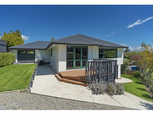 14A Burrough Place, Enner Glynn