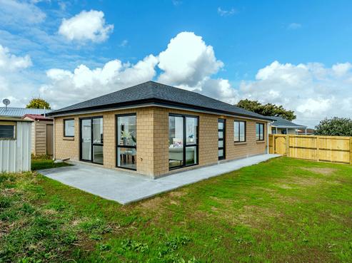 25A Kennington Drive, Clendon Park