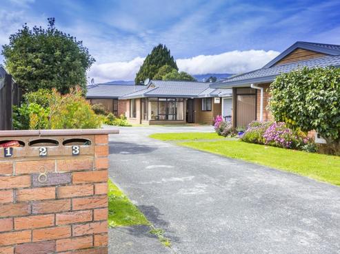 2/8 Hay Street, Ebdentown