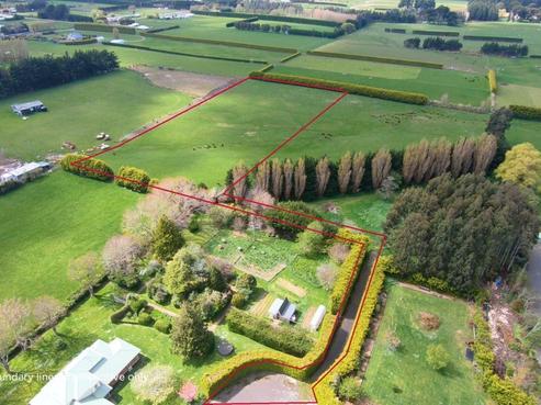 2127 Winton Lorneville Highway, Lorneville